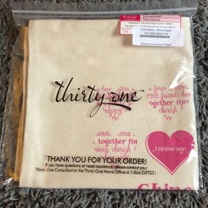 Thirty one signature canvas pillow cover
